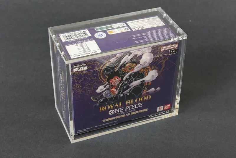 Evoretro Acryl Display Case für Bandai One Piece TCG Booster Box (Englisch)