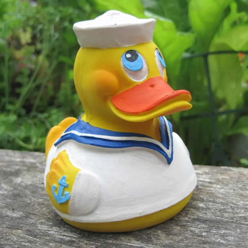 Matrose Hein Daddelduck Quietscheente Badeente Naturkautschuk Lanco