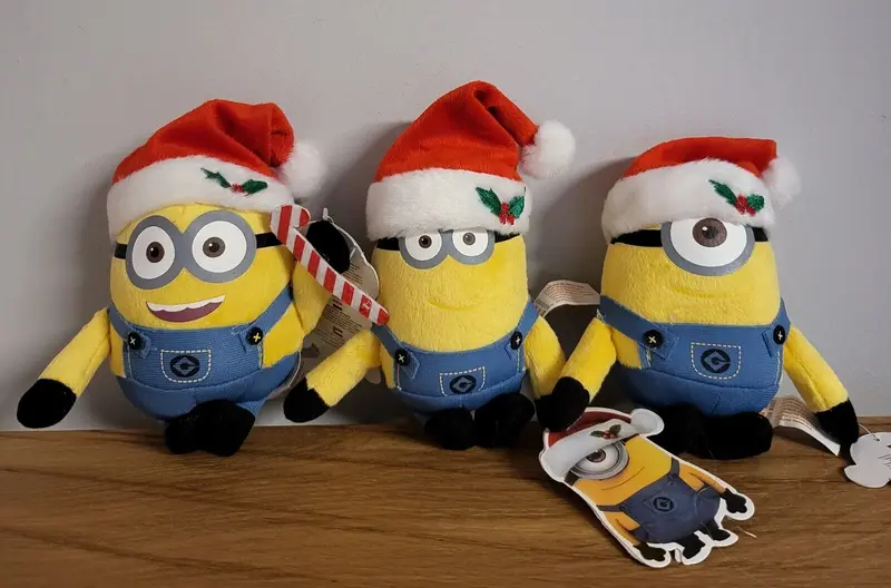 Minions Weihnachtsminion X-Mas 3fach sortiert Kevin/ Stuart /Otto Plüsch Bag Clip Schlüsselanhänger 13cm