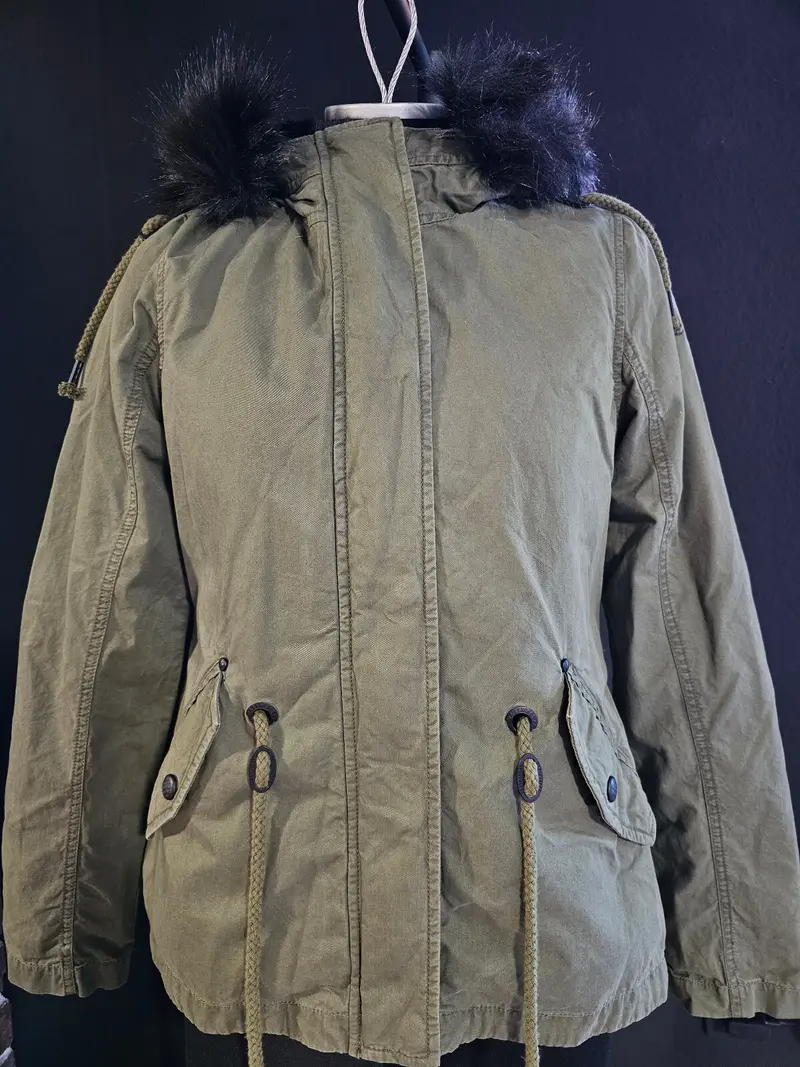 Musterware/Einzelstück DREIMASTER DAMEN ANORAK GR. M Farbe Oliv