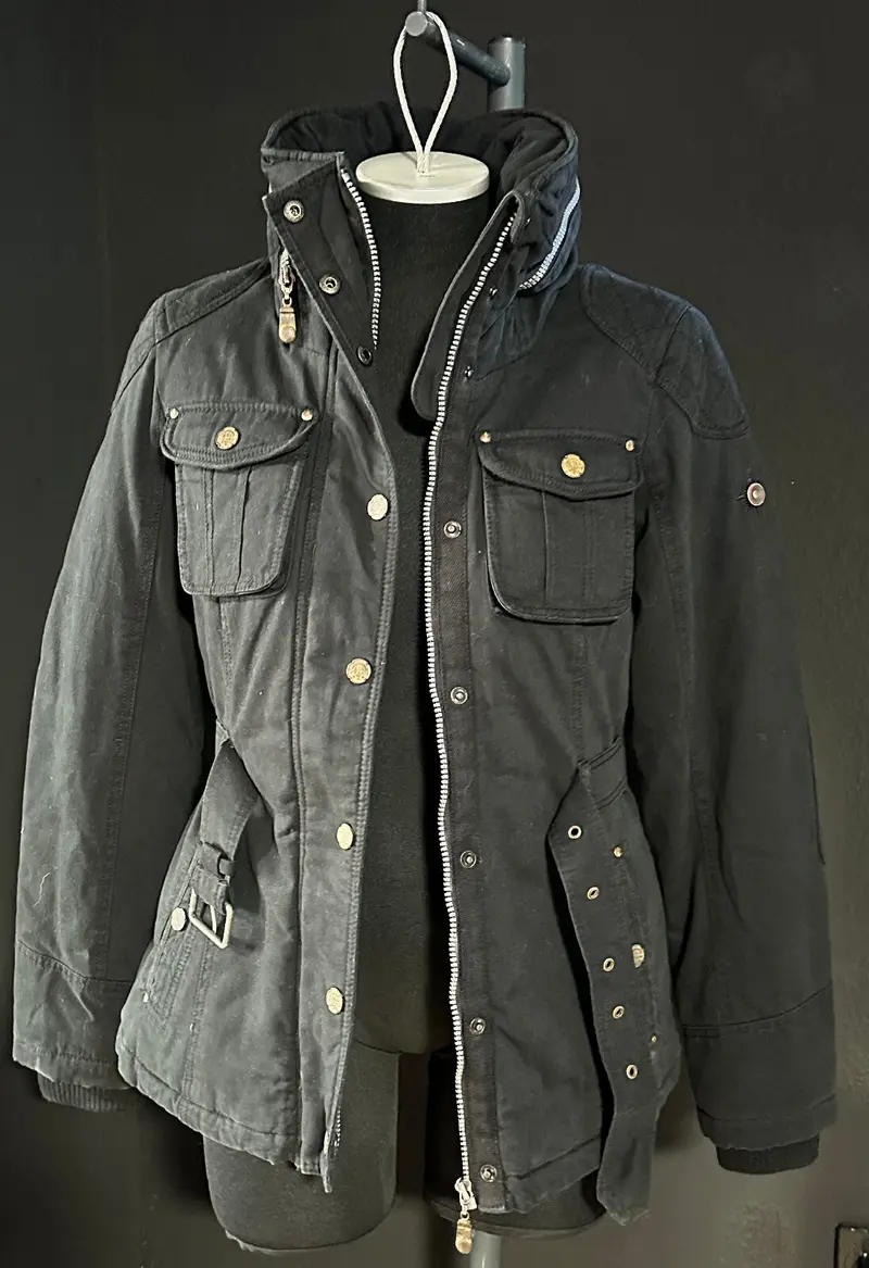 Musterware/Einzelstück DREIMASTER DAMEN FIELDJACKET GR. M FARBE SCHWARZ