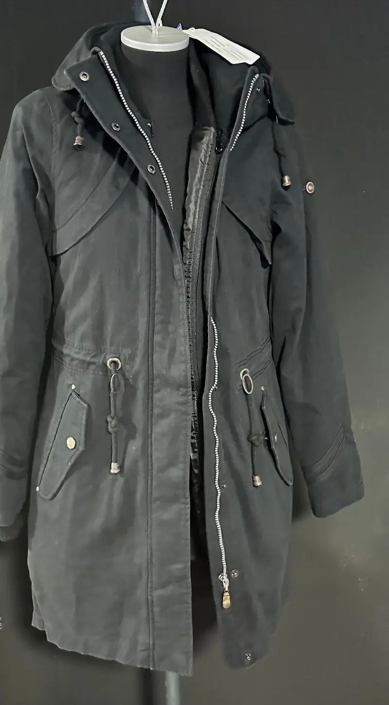 Musterware/Einzelstück DREIMASTER DAMEN PARKA GR.S FARBE SCHWARZ