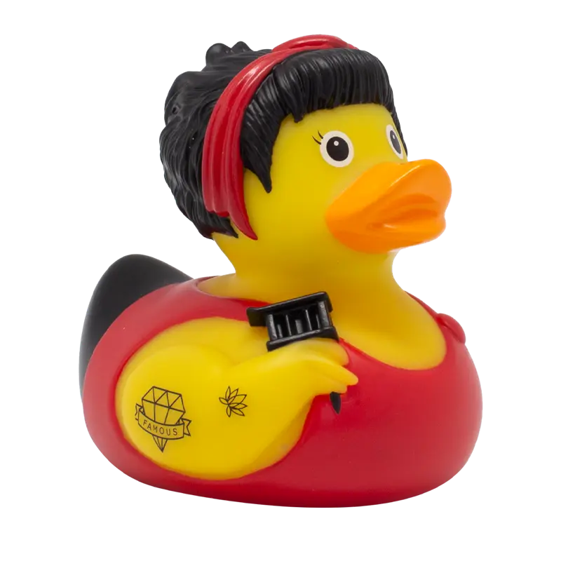 Tattoo Tattoostudio Tätowiererin Ente Badeente Quietscheente Lilalu