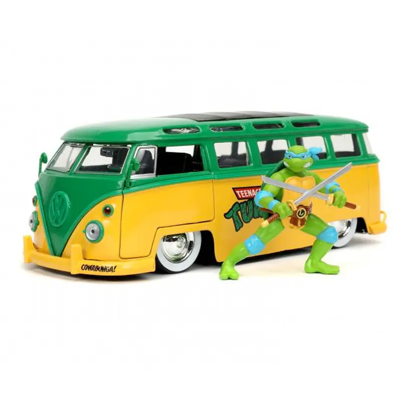 Turtles Leonardo 1962 VW Bus 1